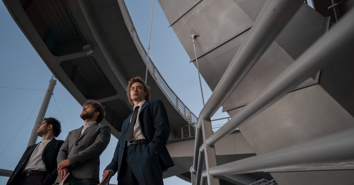 实名手机卡出售：国产粉嫩APP详情下载教程