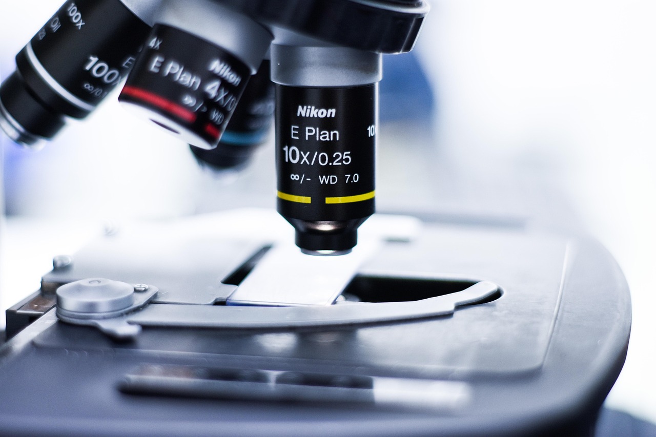 游戏技术支持制作者的从业风险。